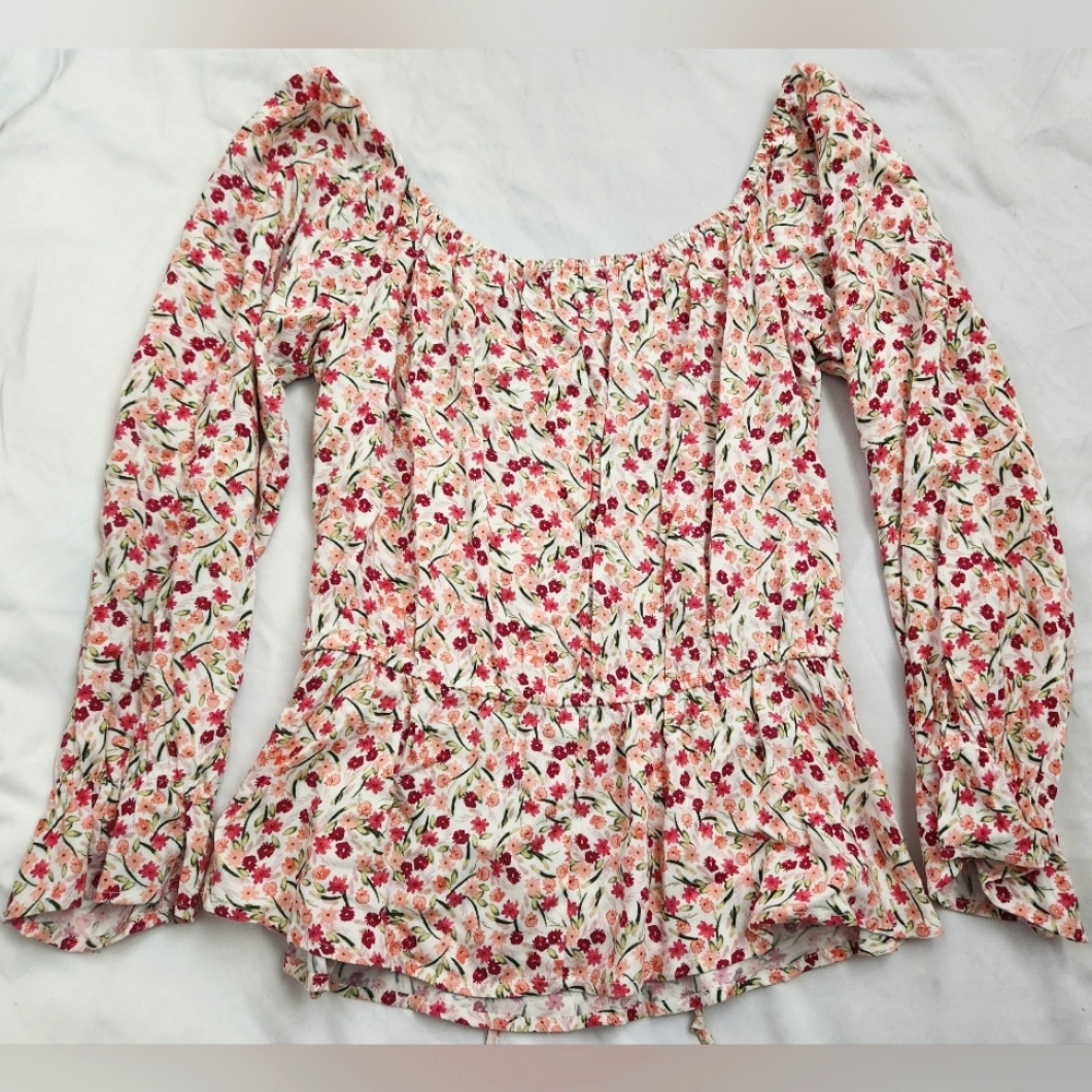 Floral Top Size Medium